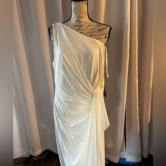 Adrianna Papell full length gown - Picture 7 of 11
